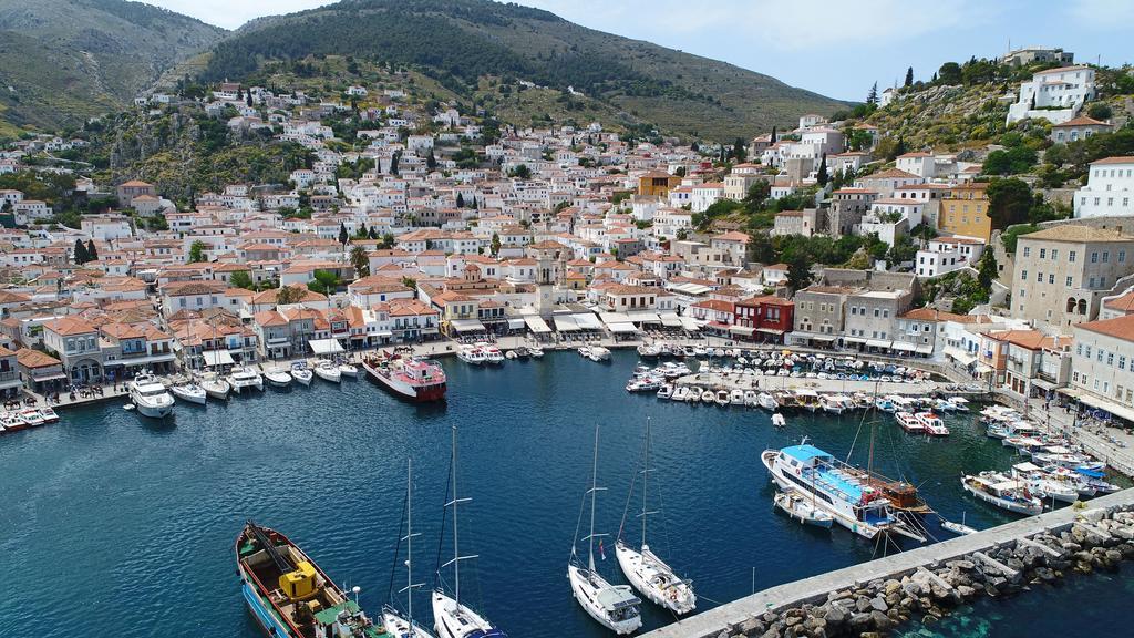 Achilleas Pension Hydra  Buitenkant foto